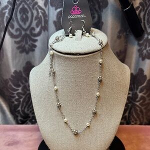 16 assorted paparazzi fashion lot